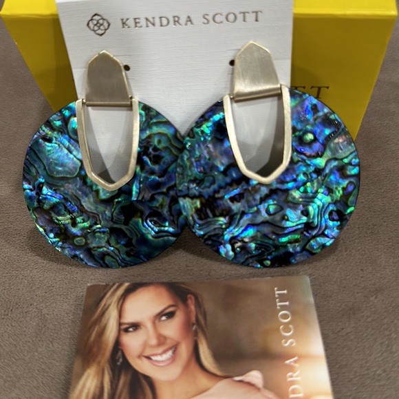 kendra Scott Diane gold plated over brass Abalone Shell statement Earrings - Picture 12 of 12